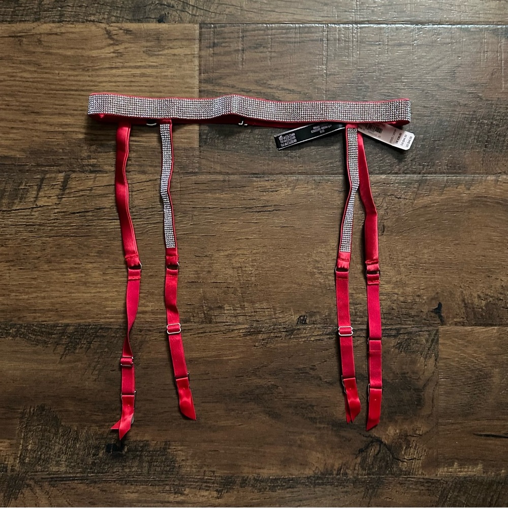 NEW Victorias’s Secret Very Sexy Red Bling Garter Belt